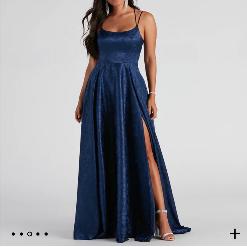 Windsor Gown